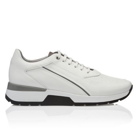 Essential Flow Sneakers